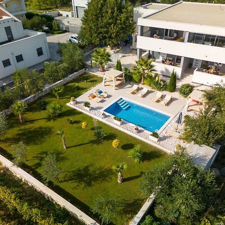 Deluxe Double Room With Sauna And Pool Kastela Exterior photo